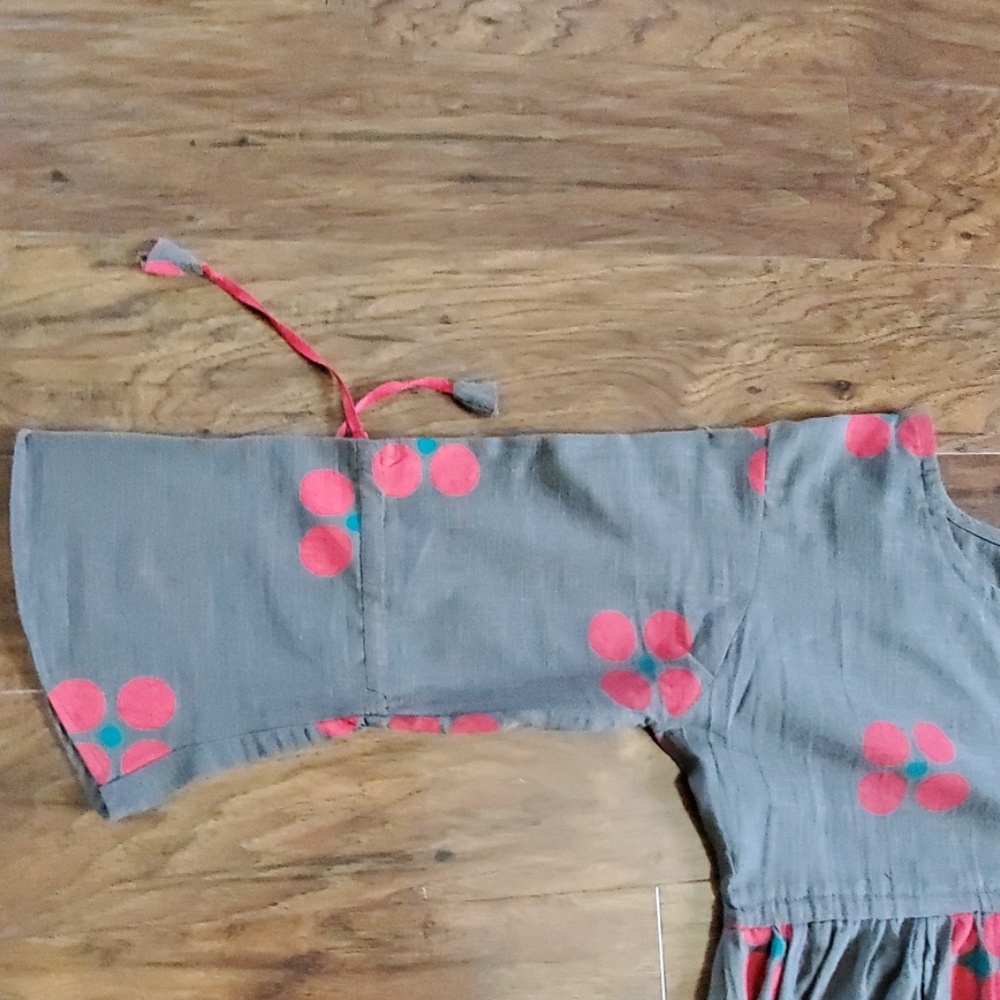 Kurti. View 2